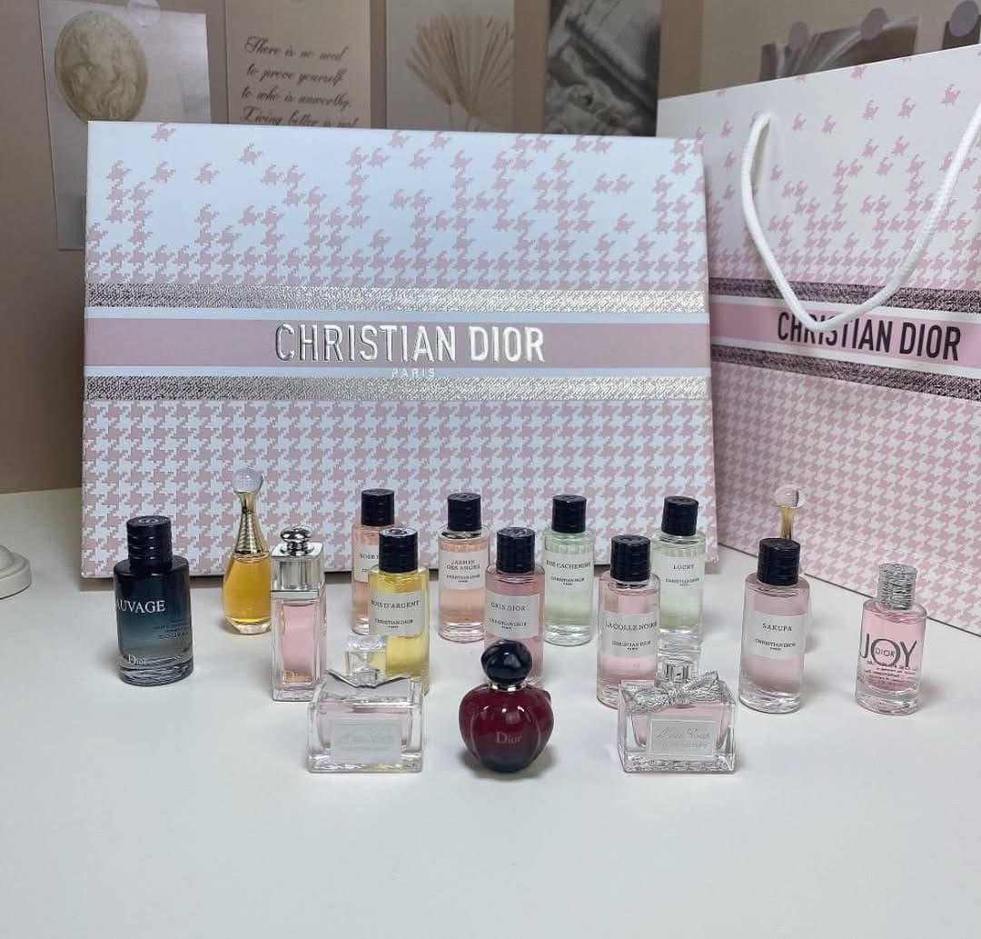 Coffret 16 mini Parfums Dior - parfumdeanna